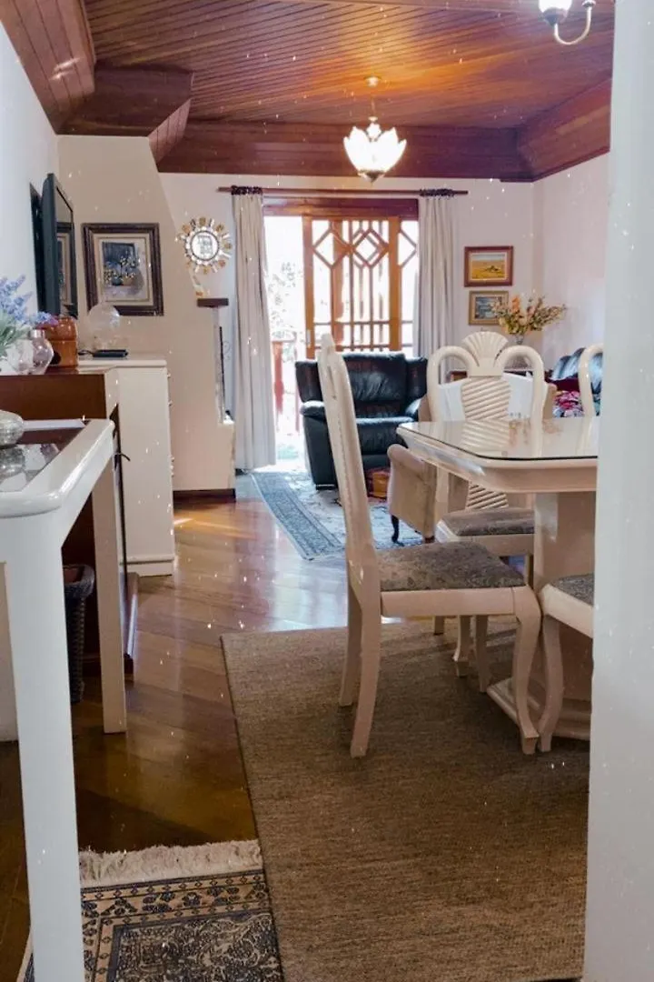 Aconchegante Apartamento Campos do Jordão Brasil